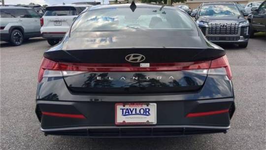 2024 Hyundai Elantra