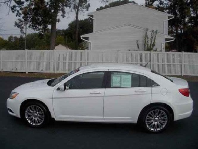 2012 chrysler 200 lx in toledo, oh