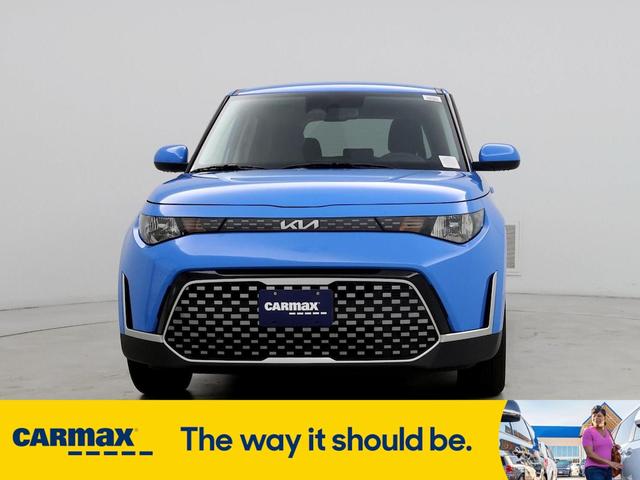 2023 kia soul ex