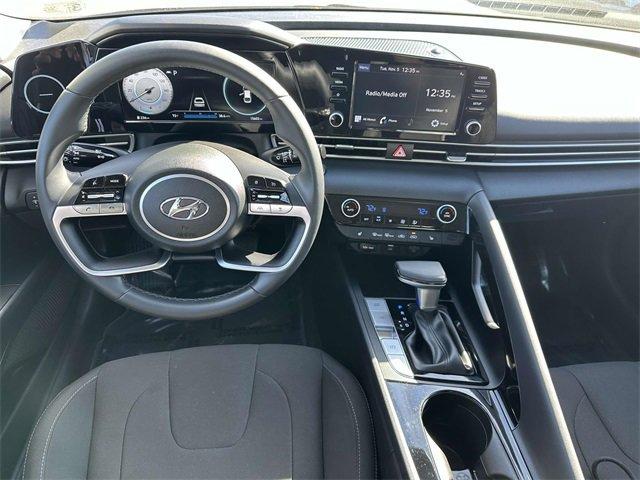 2022 hyundai elantra sel
