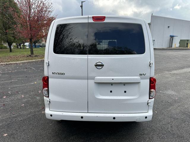 2021 nissan nv200 sv