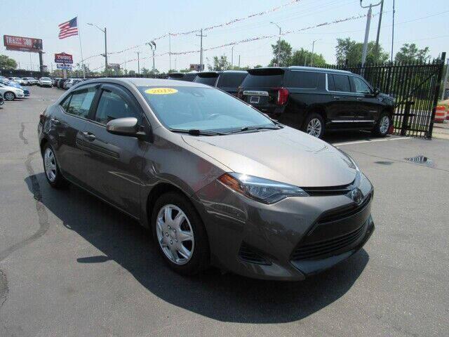 2018 toyota corolla le