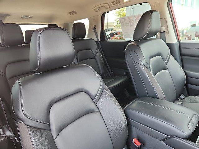 2023 nissan pathfinder sl 4wd