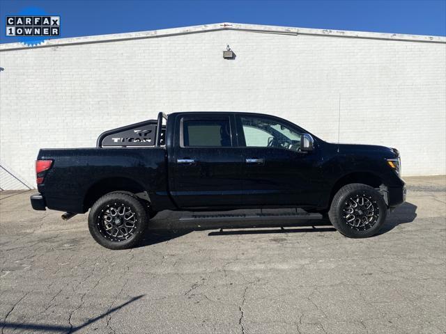 2020 nissan titan sl