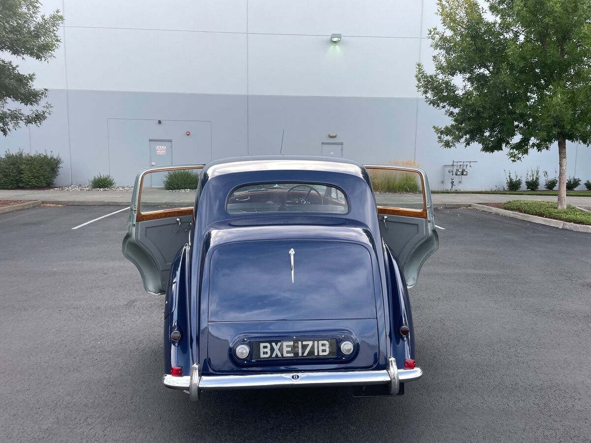 1951 bentley mark vi sedan blue rwd manual 4dr