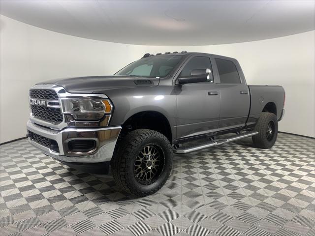 2021 ram 2500 tradesman crew cab 4x4 6'4' box