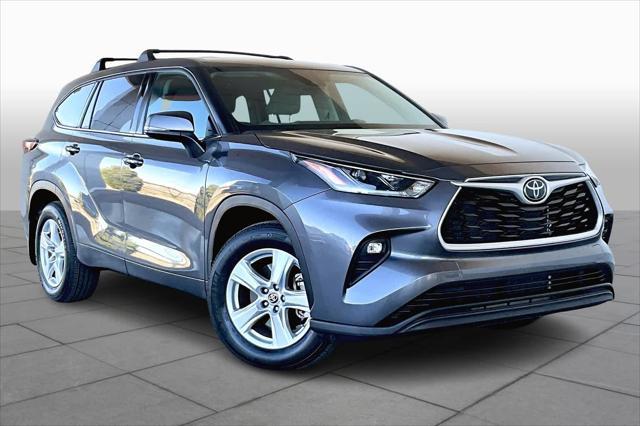 2021 toyota highlander le