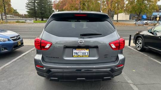 2018 Nissan Pathfinder