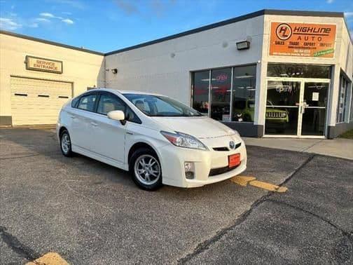 2011 toyota prius ii in kenosha, wisconsin