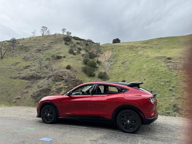 2021 ford mustang mach-e california route 1