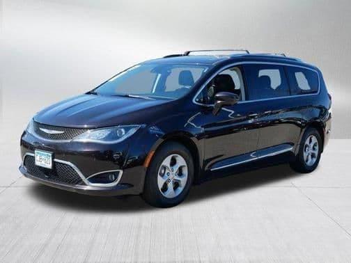 2017 chrysler pacifica touring-l plus in hopkins, minnesota