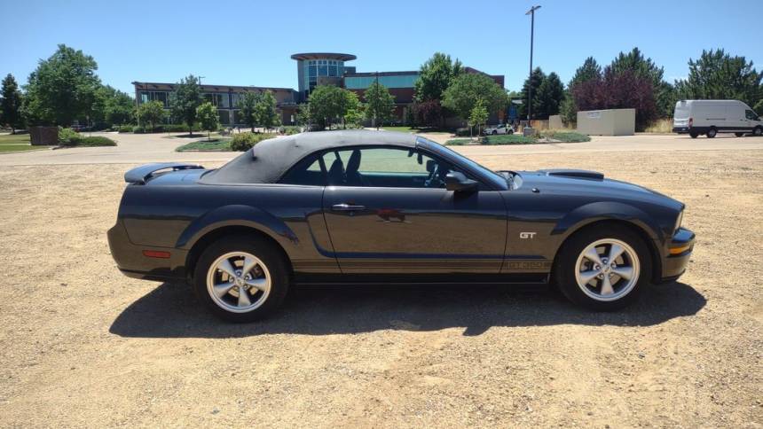 2007 ford mustang