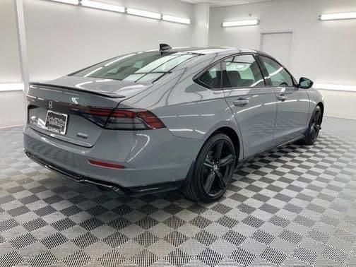 2023 honda accord hybrid sport-l in topeka, kansas