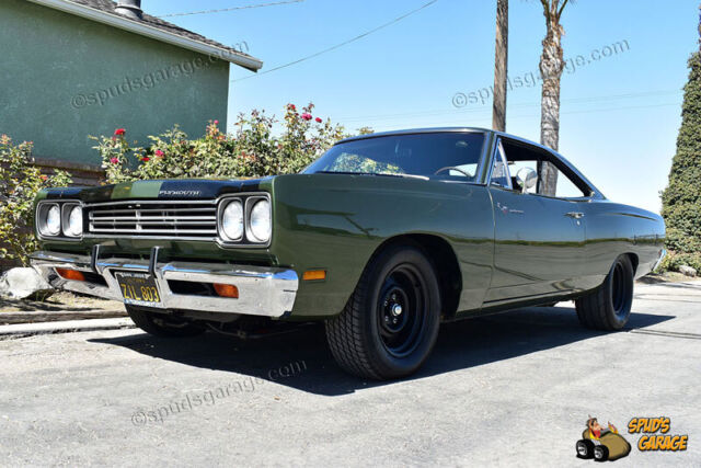 1969 plymouth road runner hardtop hemi 426/425hp dual quad 4-speed sure-grip