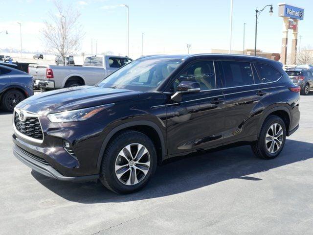 2021 toyota highlander xle in draper, utah