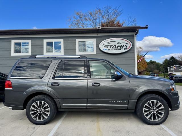 2017 lincoln navigator select