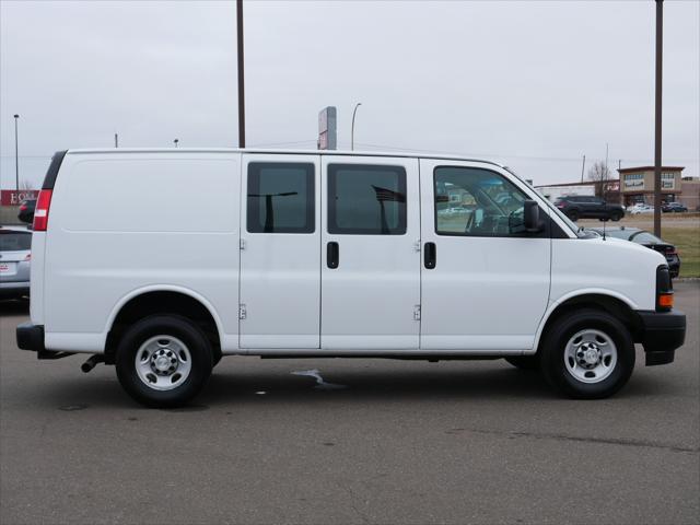 2017 chevrolet express 2500 work van