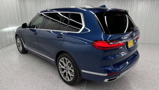 2022 BMW X7
