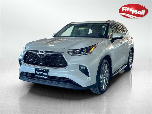 2022 toyota highlander limited