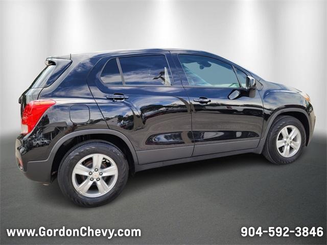 2022 chevrolet trax ls