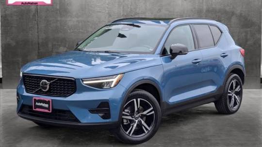 2024 Volvo XC40