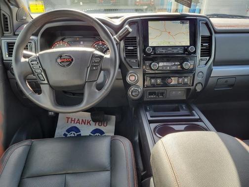 2022 nissan titan in minneapolis, minnesota