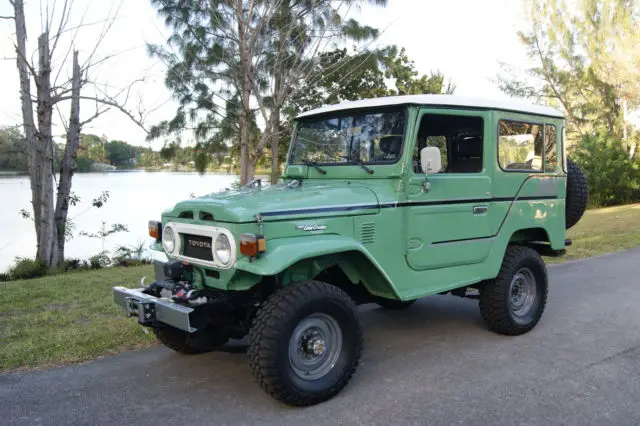 1977 toyota land cruiser fj 40 2-door 4.2l <<no reserve auction>>