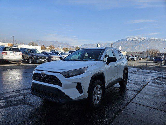 2019 toyota rav4 le