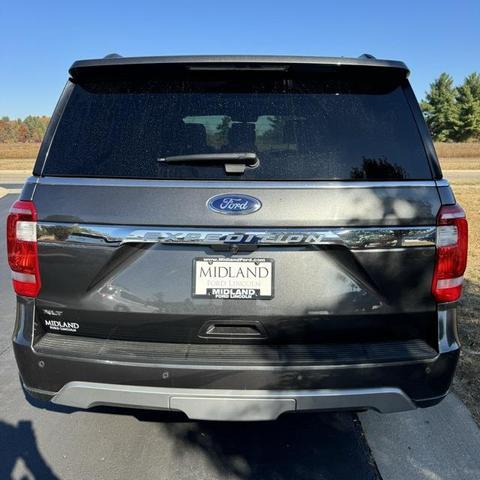 2021 ford expedition xlt