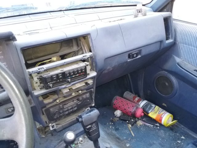 1991 nissan pathfinder se 4x4 lifted