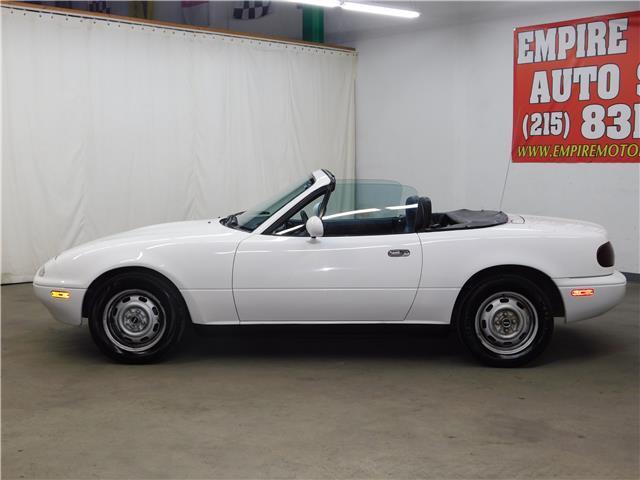 1990 mazda mx-5 miata 5-speed one owner! only 118k miles! we can help you ship!