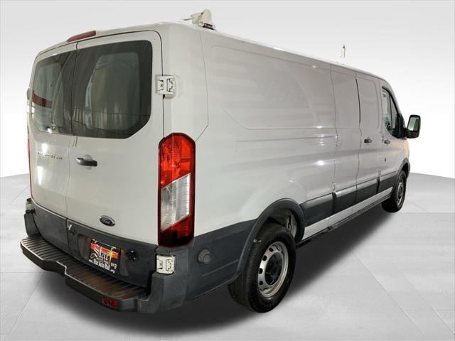 2016 ford transit-150 base