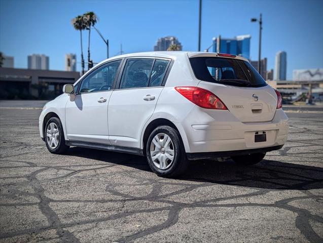 2012 nissan versa 1.8 s