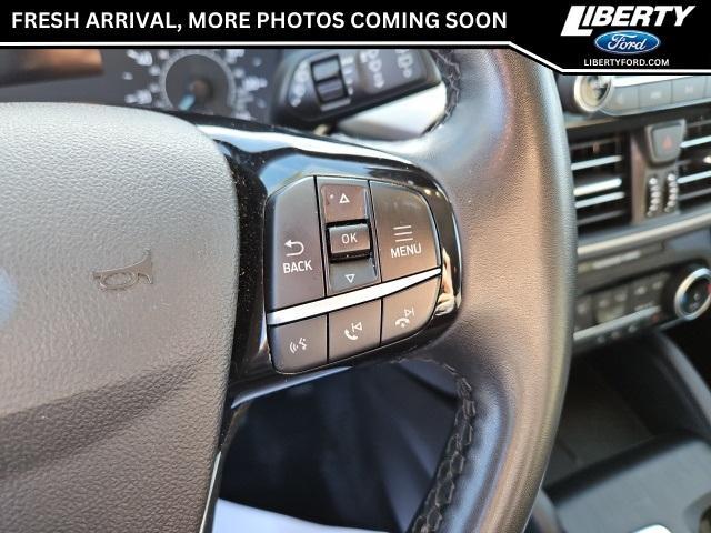 2022 ford escape se