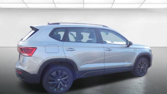 2024 Volkswagen Taos