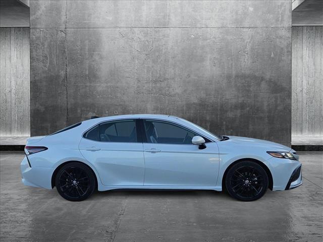 2022 toyota camry xse