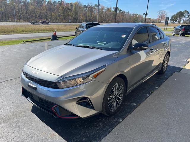 2023 kia forte gt-line