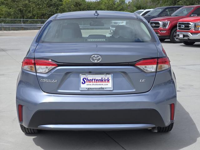 2022 toyota corolla le