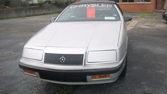 19 87 chrysler le baron convertible indy.500 pace car
