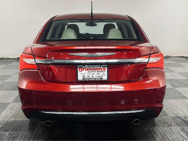 2013 chrysler 200 limited