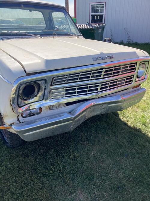 two dodge 4x4 trucks for sale white one is a 79 power wagon 318 auto ran when