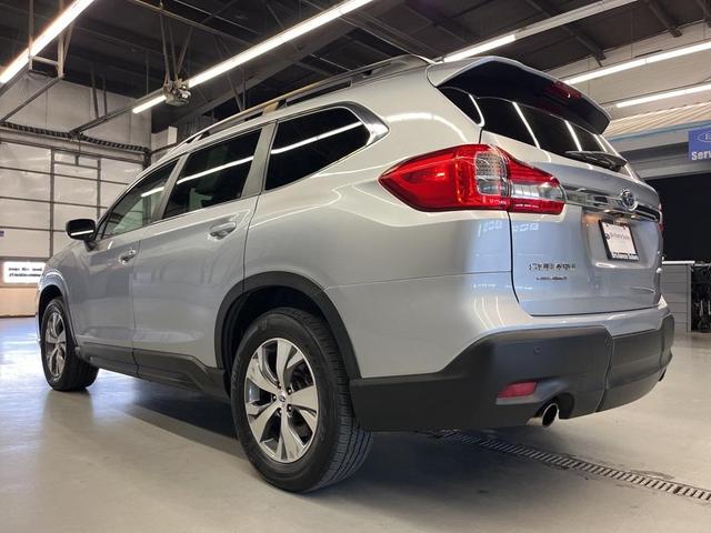 2020 subaru ascent premium 8-passenger