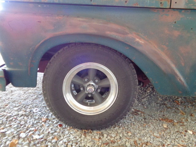 f100 resto-rat