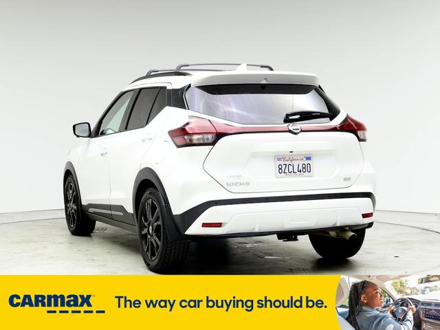 2021 nissan kicks sr