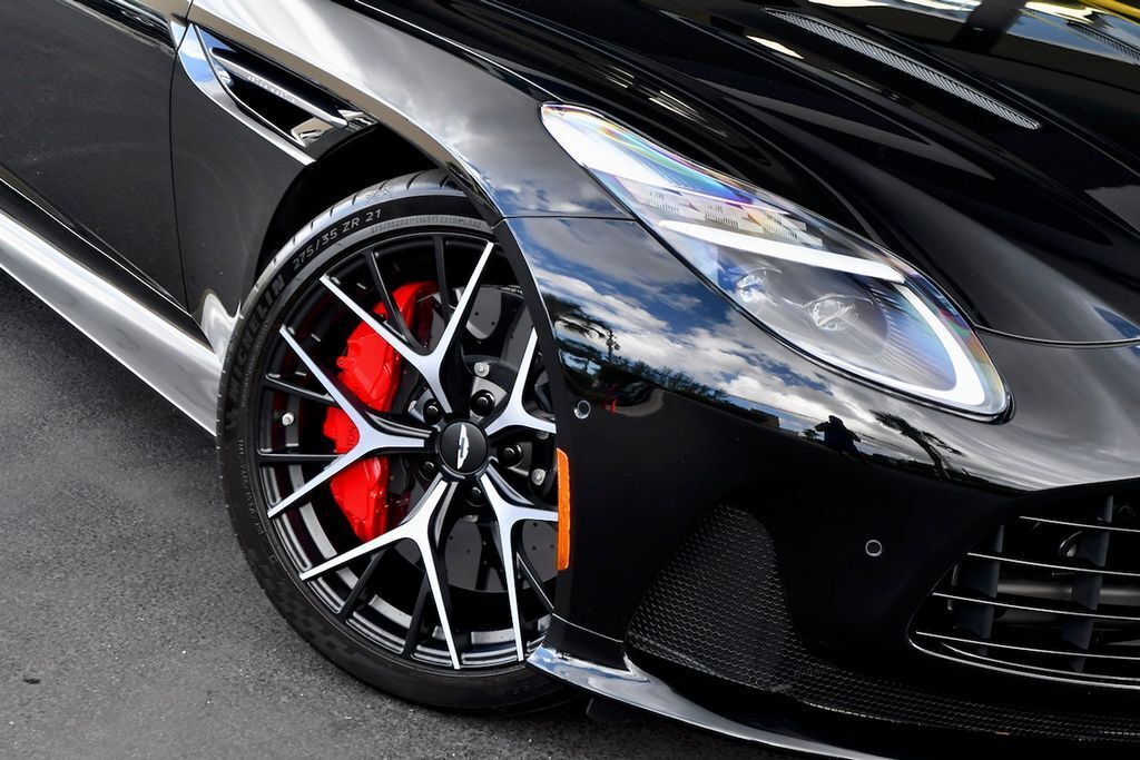 2024 aston martin db12 coupe