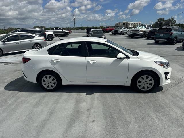 2023 kia rio lx