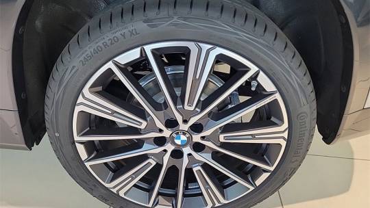 2025 BMW X1