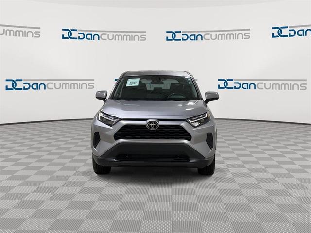 2024 toyota rav4 le