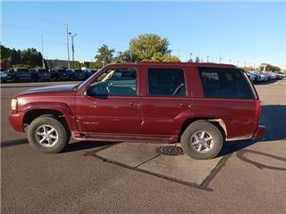 2000 GMC Yukon denali