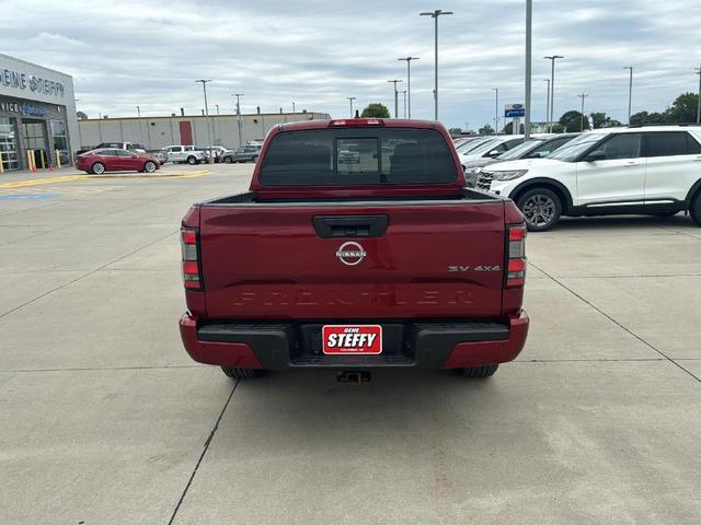 2022 nissan frontier sv